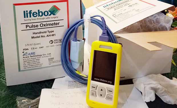 Pulse Oximeters Available For Primary Care And Surgical Use
